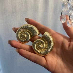 Zara Cute Gold color earrings
